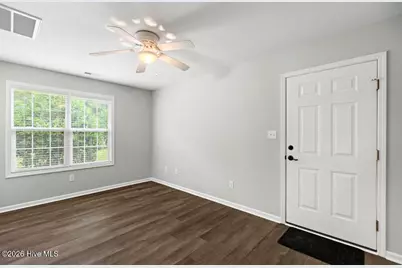 405 Jasmine N, Swansboro, NC 28584 - Photo 32