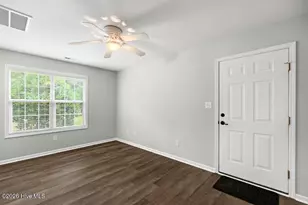 405 Jasmine N, Swansboro, NC 28584 - Photo 32