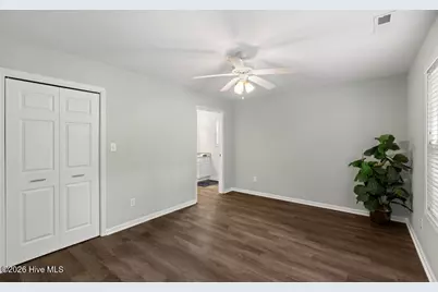 405 Jasmine N, Swansboro, NC 28584 - Photo 8