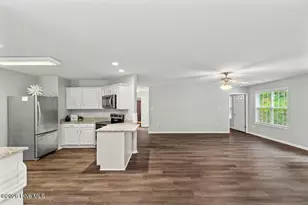 405 Jasmine N, Swansboro, NC 28584 - Photo 30