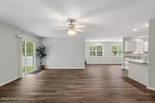 405 Jasmine N, Swansboro, NC 28584 - Photo 20