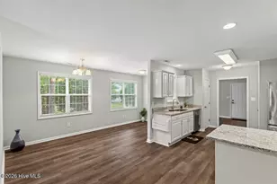405 Jasmine N, Swansboro, NC 28584 - Photo 24