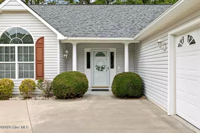 405 Jasmine N, Swansboro, NC 28584 - Photo 4
