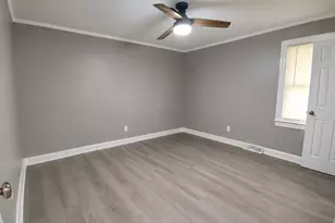 2576 Forrest Dr, Kinston, NC 28504 - Photo 8
