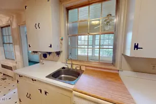 808 W South St, Ahoskie, NC 27910 - Photo 10
