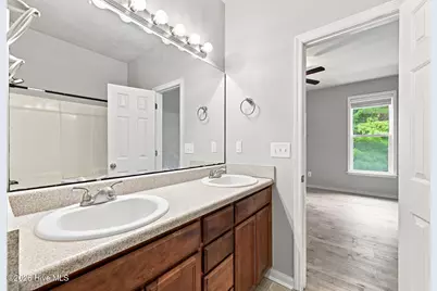 404 Glenhaven Lane, Jacksonville, NC 28546 - Photo 18