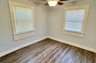 4110 E Pine St, Farmville, NC 27828 - Photo 10