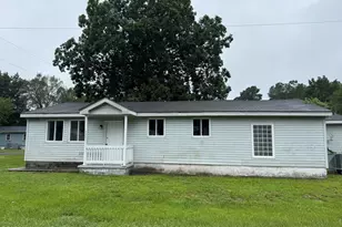 2201 Chestnut Ave, New Bern, NC 28562 - Photo 1