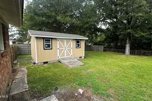 112 Shamrock Dr, Jacksonville, NC 28540 - Photo 20