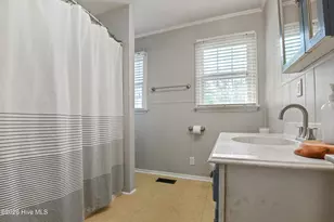 201 Blueberry Ln, New Bern, NC 28560 - Photo 10
