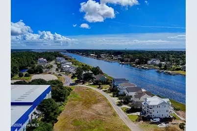 2770 Long Bay Drive SE, Southport, NC 28461 - Photo 8