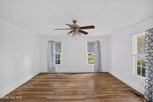 309 E Main St, Magnolia, NC 28453 - Photo 16