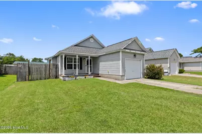 506 Mattocks Avenue, Maysville, NC 28555 - Photo 2