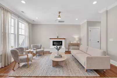 404 S Bodenheimer Street, Burgaw, NC 28425 - Photo 10
