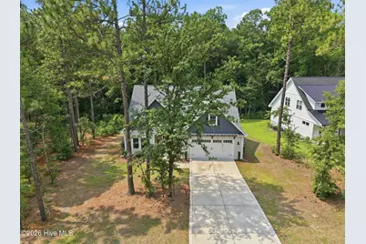 942 Greenbriar Drive, Vass, NC 28394 - Photo 4