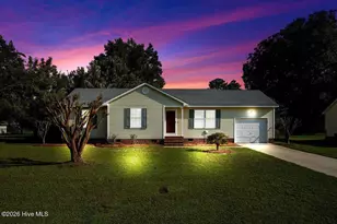 2595 Pine Knoll Dr, Kinston, NC 28504 - Photo 2