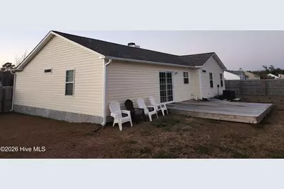 407 S Grazing Court, Sneads Ferry, NC 28460 - Photo 12
