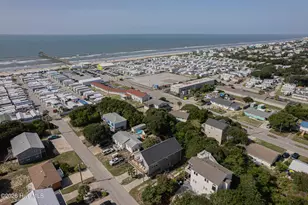 127 Eastview Dr, Emerald Isle, NC 28594 - Photo 38