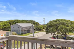 127 Eastview Dr, Emerald Isle, NC 28594 - Photo 34