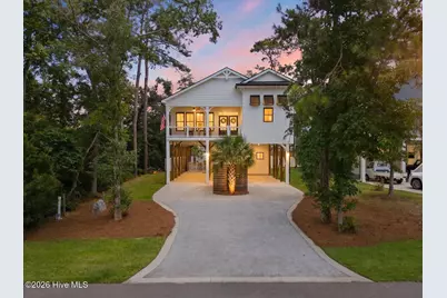 326 NE 55th Street, Oak Island, NC 28465 - Photo 2