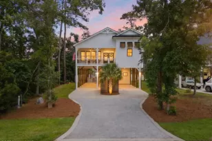 326 NE 55th St, Oak Island, NC 28465 - Photo 2