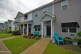 7 Catalina Cir, Swansboro, NC 28584 - Photo 4
