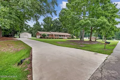 2444 Creekside Road, Kinston, NC 28504 - Photo 6