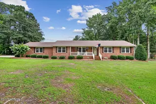 2444 Creekside Rd, Kinston, NC 28504 - Photo 1