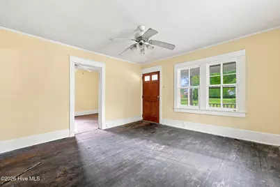 112 Wade Street, Greenville, NC 27834 - Photo 6