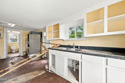 112 Wade Street, Greenville, NC 27834 - Photo 8
