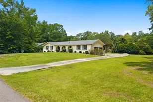 423 S Edgewood Cir, Whiteville, NC 28472 - Photo 4