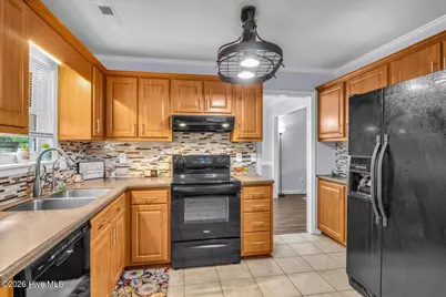 434 Wolf Run Lane, Jacksonville, NC 28546 - Photo 18
