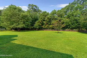 415 Hillcrest Dr, Morehead City, NC 28557 - Photo 46