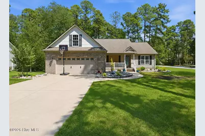 900 Nautilus Court, New Bern, NC 28560 - Photo 1
