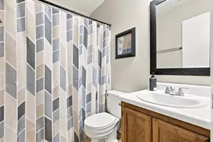 110 Palace Cir, Jacksonville, NC 28546 - Photo 14