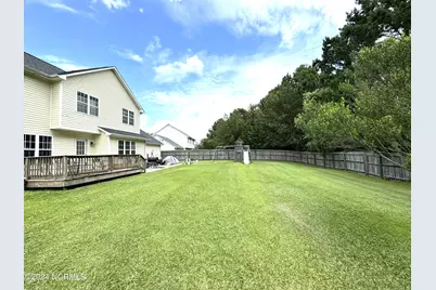 816 Commons Drive N, Jacksonville, NC 28546 - Photo 38