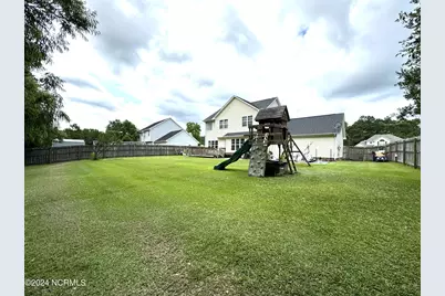 816 Commons Drive N, Jacksonville, NC 28546 - Photo 36
