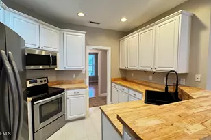 441 Candlewood Dr, Jacksonville, NC 28540 - Photo 10