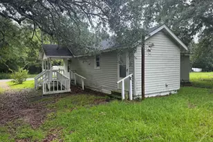 168 Broad St, Hamlet, NC 28345 - Photo 6