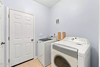 127 Bayshore Drive, Sneads Ferry, NC 28460 - Photo 16