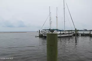 516 S Water St, Oriental, NC 28571 - Photo 12