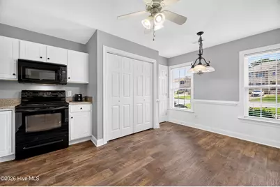 4132 Brook Creek Lane #B, Greenville, NC 27858 - Photo 10