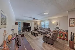 614 Forest Ln, Wallace, NC 28466 - Photo 12