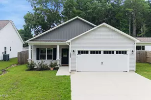 1137 Dan Owen Dr, Hampstead, NC 28443 - Photo 1