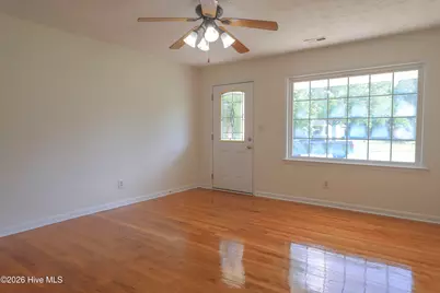 15 Oxford Drive, Jacksonville, NC 28546 - Photo 4