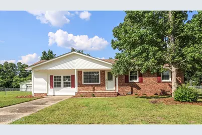 15 Oxford Drive, Jacksonville, NC 28546 - Photo 2