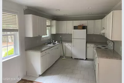 5308 Wrightsville Avenue, Wilmington, NC 28403 - Photo 2