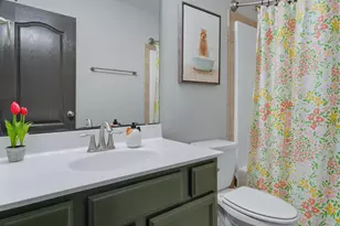 765 Radiant Dr, Jacksonville, NC 28546 - Photo 16