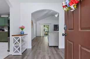 765 Radiant Dr, Jacksonville, NC 28546 - Photo 2