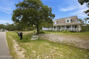 998 Trevino Rd, Southport, NC 28461 - Photo 4